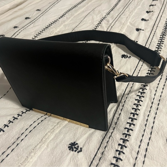 Dynamite Shoulder bag - Picture 3 of 6